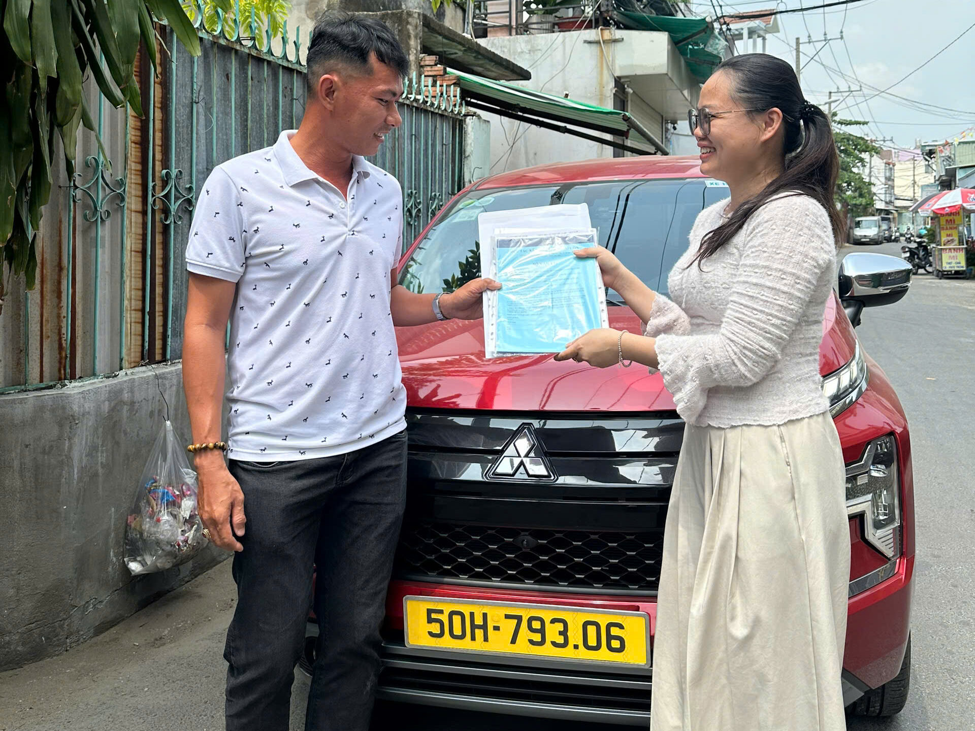 8d9f2f0103c6b398ead71-edited Phân Biệt Xe Kinh Doanh Và Xe Cá Nhân Theo Luật Mới. Những Điều Chủ Xe Cần Biết
